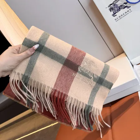 スーパーコピー バーバリー ス マフラー