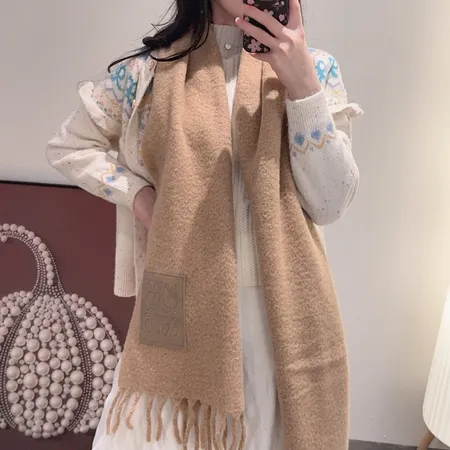 スーパーコピー ロエベ マフラー