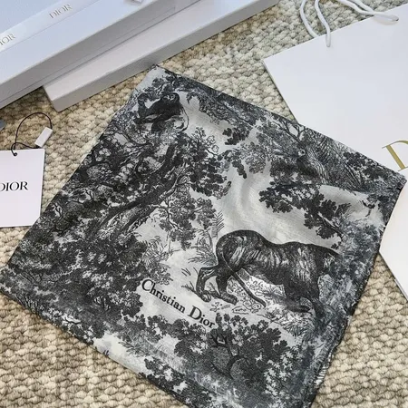 スーパーコピー グッチ マフラー