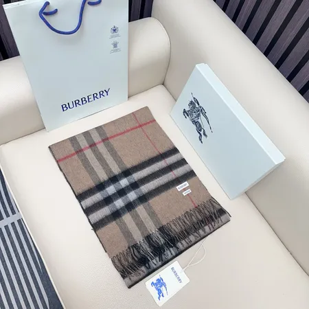 スーパーコピー バーバリー ス マフラー