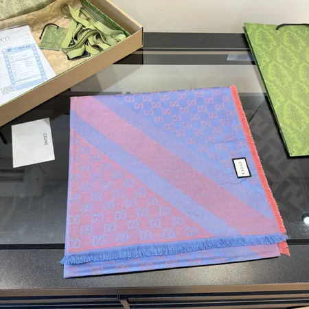 スーパーコピー グッチ マフラー