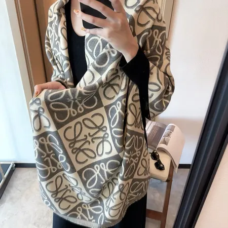 スーパーコピー ロエベ マフラー