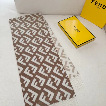 スーパーコピー フェンディ マフラー