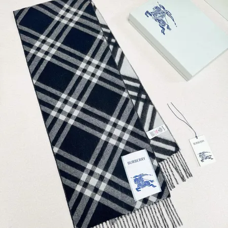 スーパーコピー バーバリー ス マフラー