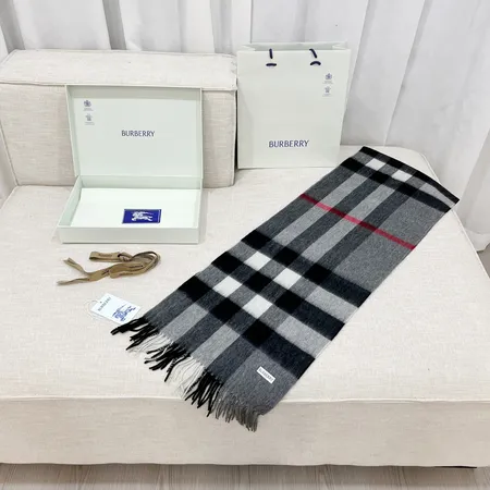 スーパーコピー バーバリー ス マフラー