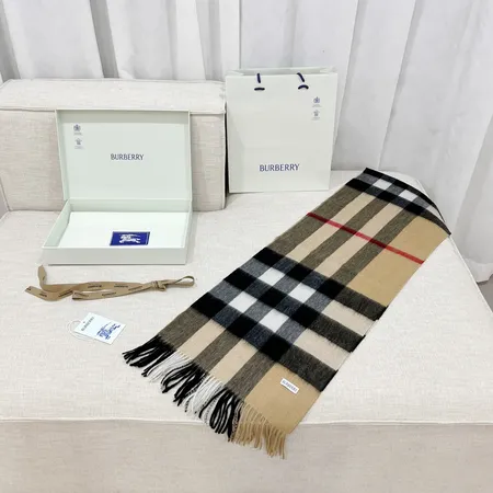 スーパーコピー バーバリー ス マフラー