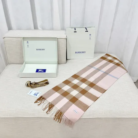 スーパーコピー バーバリー ス マフラー