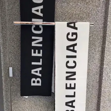 スーパーコピー セリーヌ マフラー