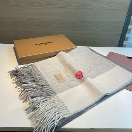 スーパーコピー バーバリー ス マフラー