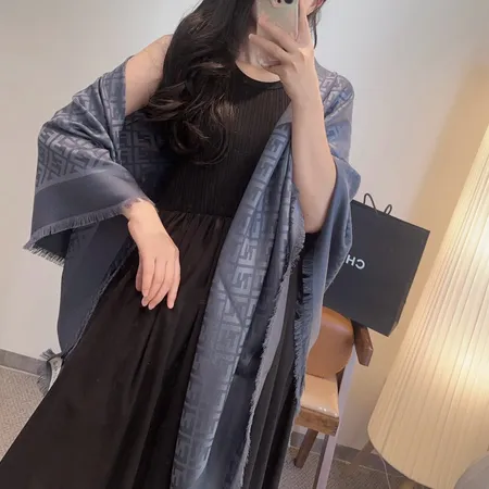 スーパーコピー フェンディ マフラー