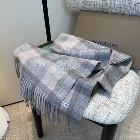 スーパーコピー バーバリー ス マフラー