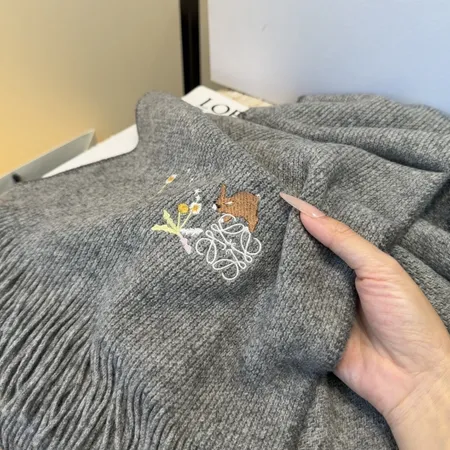  スーパーコピー ロエベ マフラー