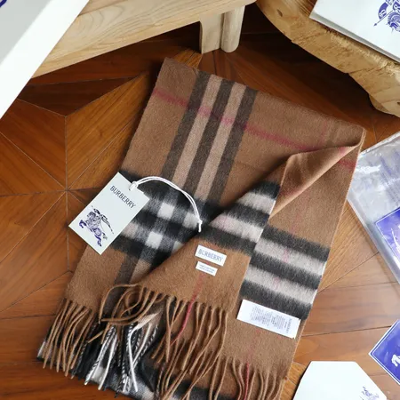 スーパーコピー バーバリー ス マフラー