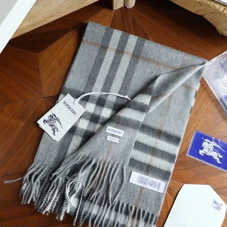 スーパーコピー バーバリー ス マフラー