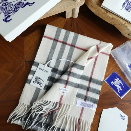 スーパーコピー バーバリー ス マフラー