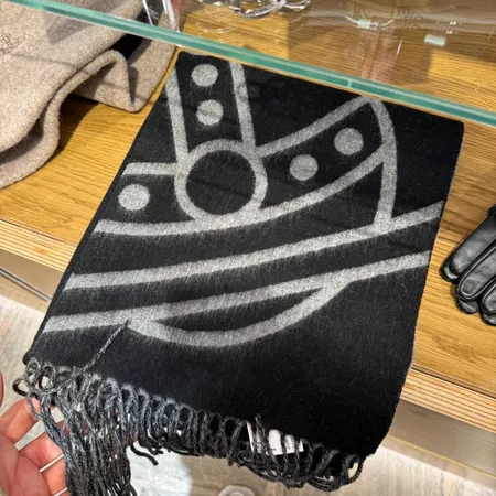  スーパーコピー ヴィヴィアン・ウエストウッド マフラー