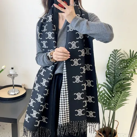 スーパーコピー セリーヌ マフラー