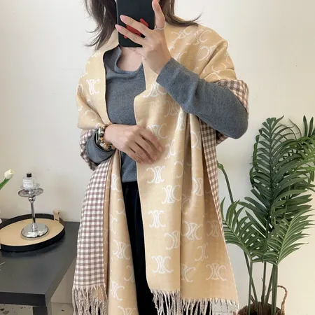 スーパーコピー セリーヌ マフラー