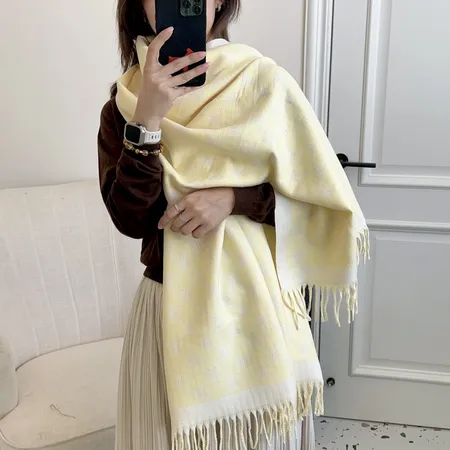 スーパーコピー セリーヌ マフラー