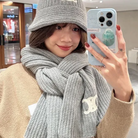 スーパーコピー セリーヌ マフラー