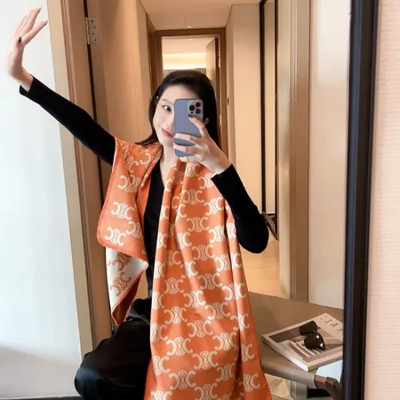 スーパーコピー セリーヌ マフラー