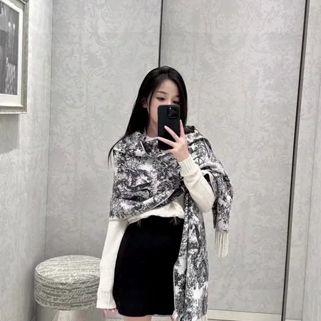 スーパーコピー ディオール マフラー