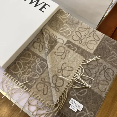 スーパーコピー ロエベ マフラー