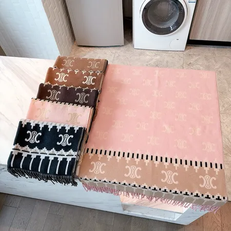 スーパーコピー セリーヌ マフラー