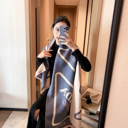  スーパーコピー プラダ マフラー