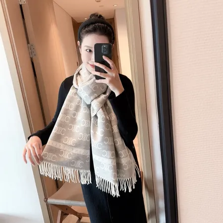  スーパーコピー セリーヌ マフラー