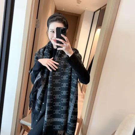 スーパーコピー セリーヌ マフラー