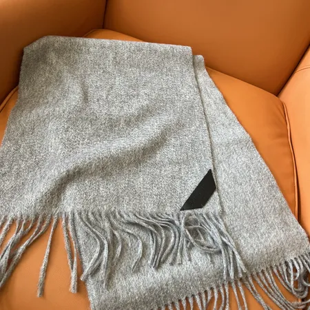 スーパーコピー フェンディ マフラー