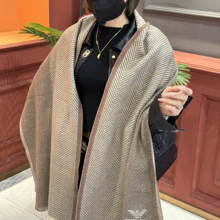 スーパーコピー フェンディ マフラー