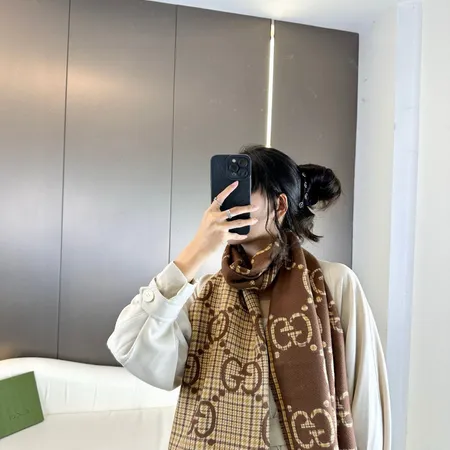 スーパーコピー グッチ マフラー