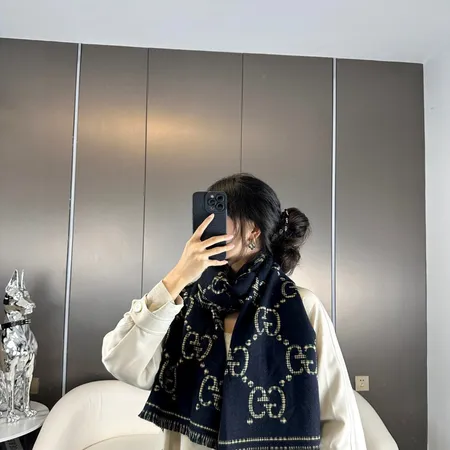 スーパーコピー グッチ マフラー