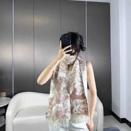 スーパーコピー ディオール マフラー