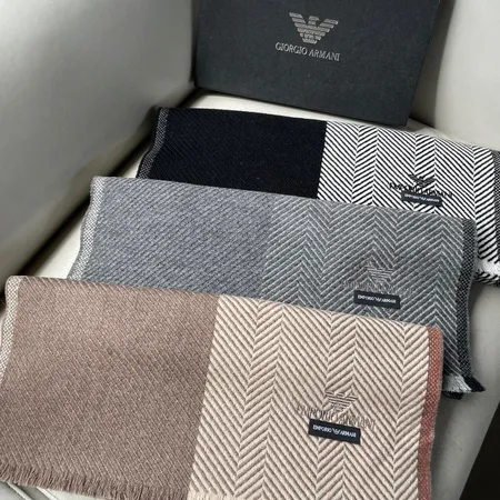 スーパーコピー フェンディ マフラー