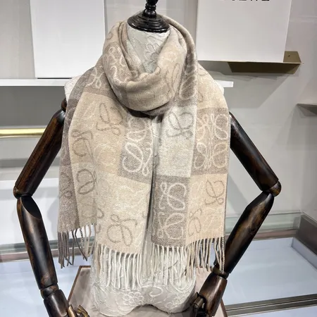 スーパーコピー ロエベ マフラー