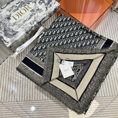 スーパーコピー ディオール マフラー