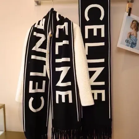 スーパーコピー セリーヌ マフラー