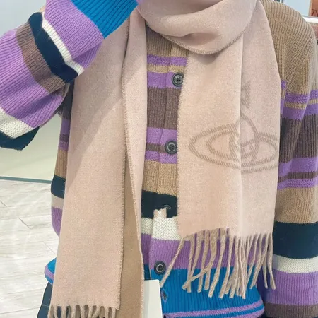  スーパーコピー ヴィヴィアン・ウエストウッド マフラー