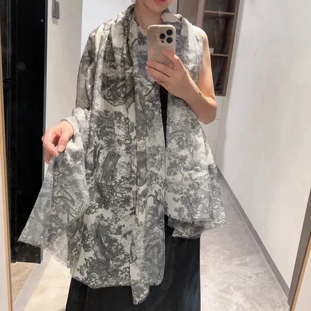 スーパーコピー ディオール マフラー