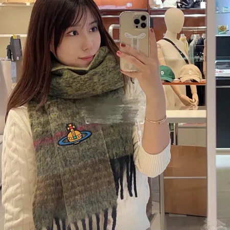 スーパーコピー ヴィヴィアン・ウエストウッド マフラー