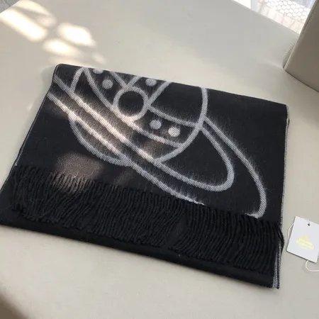  スーパーコピー ヴィヴィアン・ウエストウッド マフラー