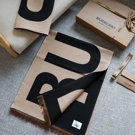 スーパーコピー バーバリー ス マフラー