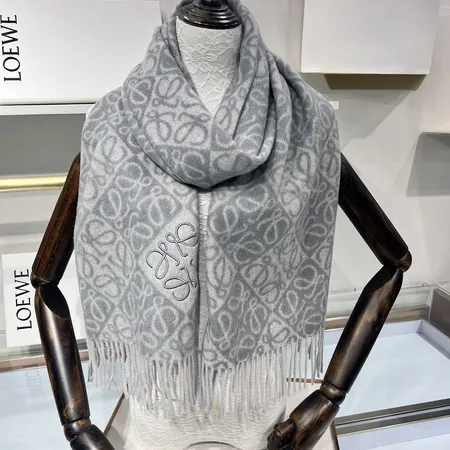 スーパーコピー ロエベ マフラー