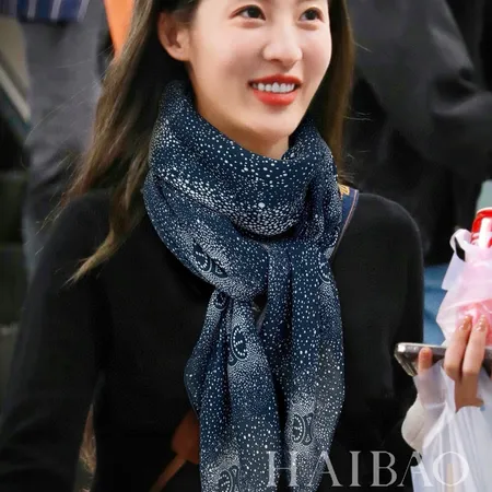 スーパーコピー セリーヌ マフラー