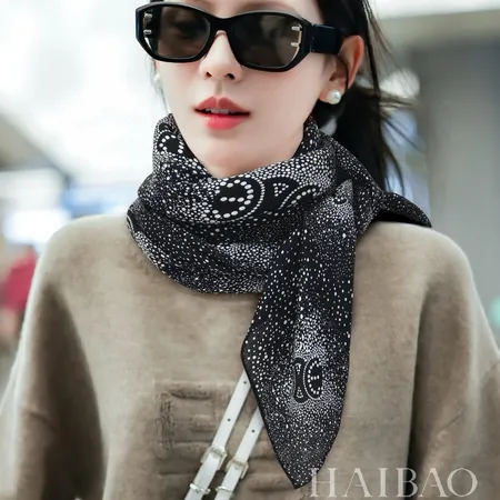 スーパーコピー セリーヌ マフラー