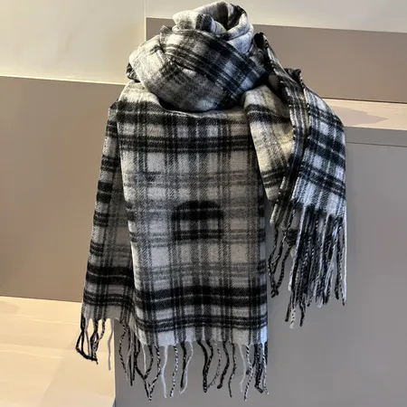 スーパーコピー バレンシアガ マフラー