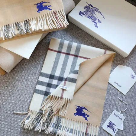 スーパーコピー バーバリー ス マフラー